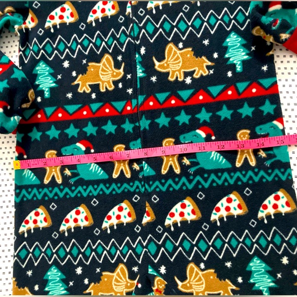 🍕Cat & Jack Christmas Dino🦖 Pajamas One Piece Sz: Small Gingerbread Man Pizza - Picture 9 of 9